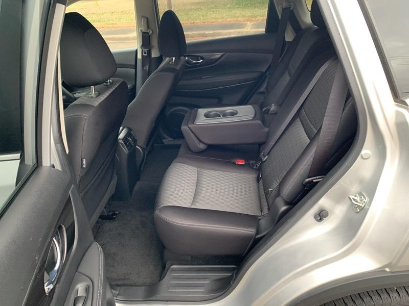 Nissan Rogue FWD SV 2020