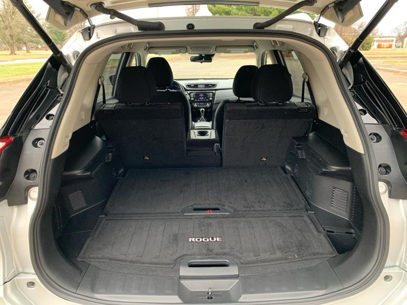 Nissan Rogue FWD SV 2020