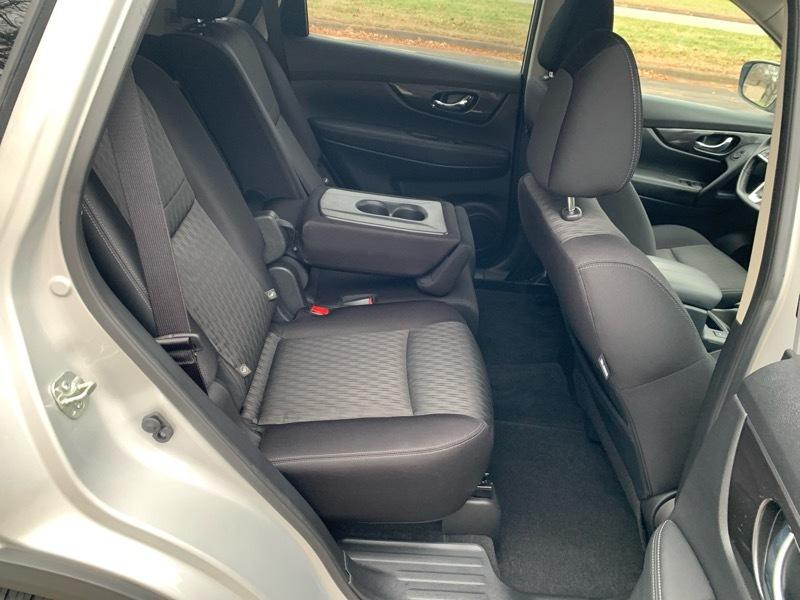 Nissan Rogue FWD SV 2020