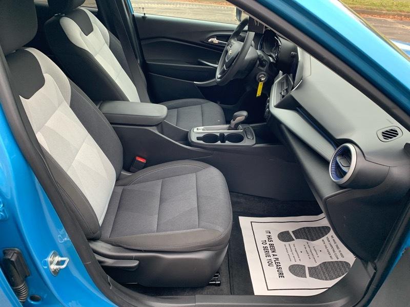 Chevrolet Trax LS 2025