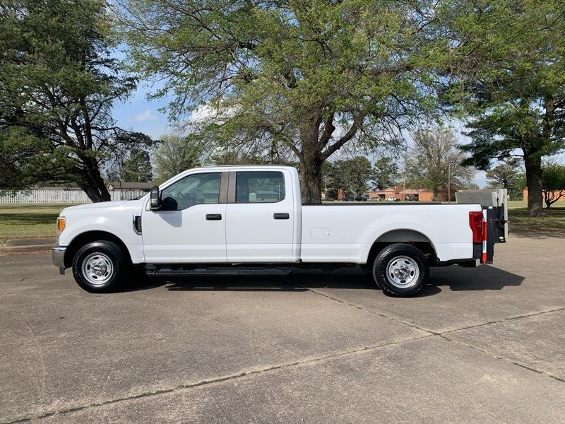 Ford F-250 SD XL Crew Cab 2WD 2017