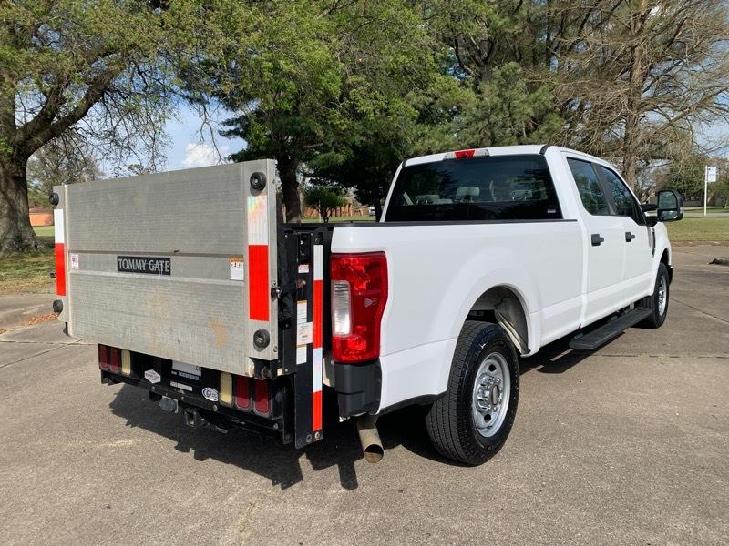 Ford F-250 SD XL Crew Cab 2WD 2017