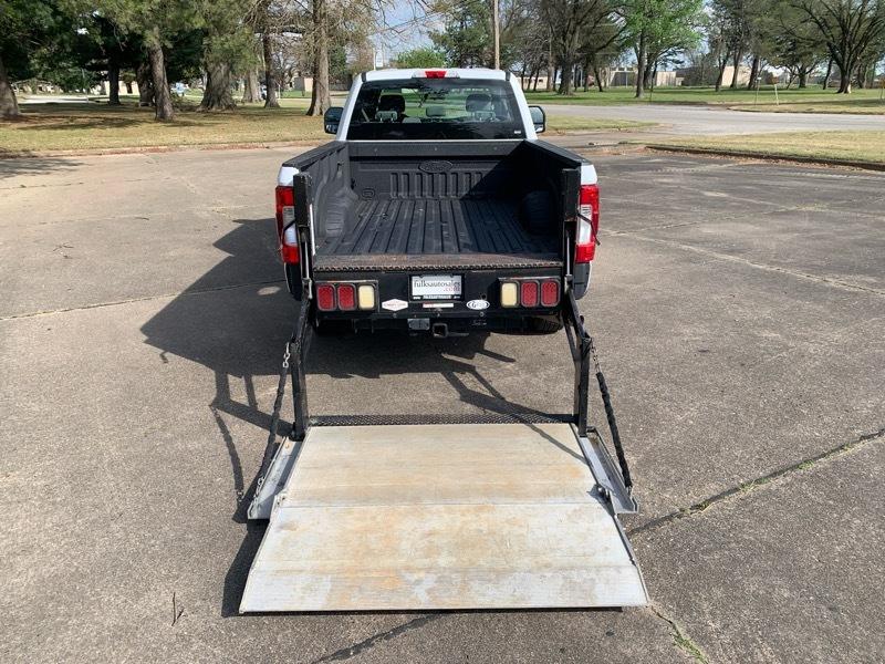 Ford F-250 SD XL Crew Cab 2WD 2017