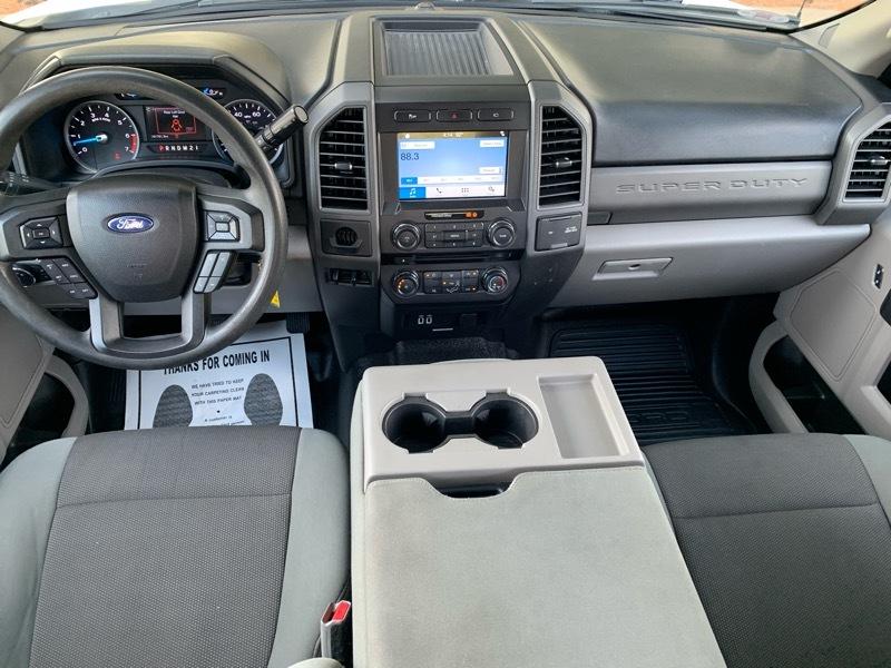 Ford F-250 SD XL Crew Cab 2WD 2017