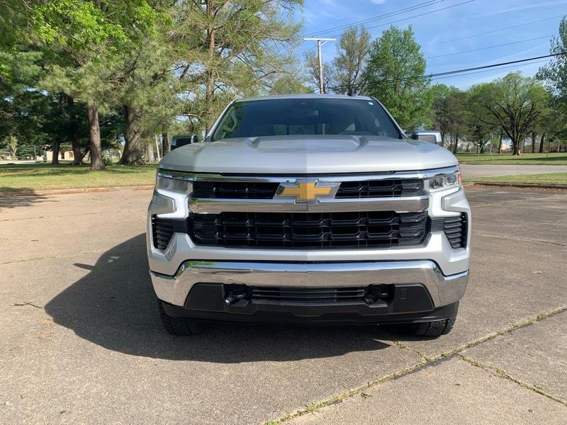 Chevrolet Silverado 1500 LT Crew Cab 4WD 2022