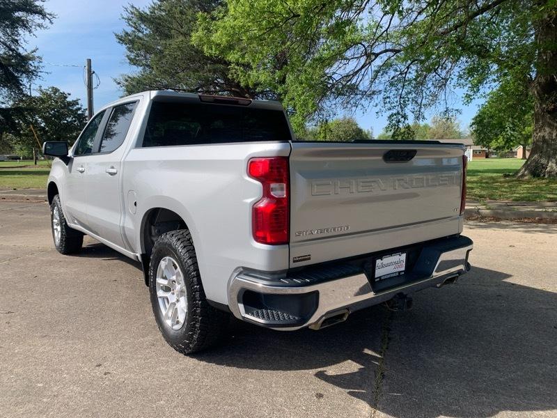 Chevrolet Silverado 1500 LT Crew Cab 4WD 2022