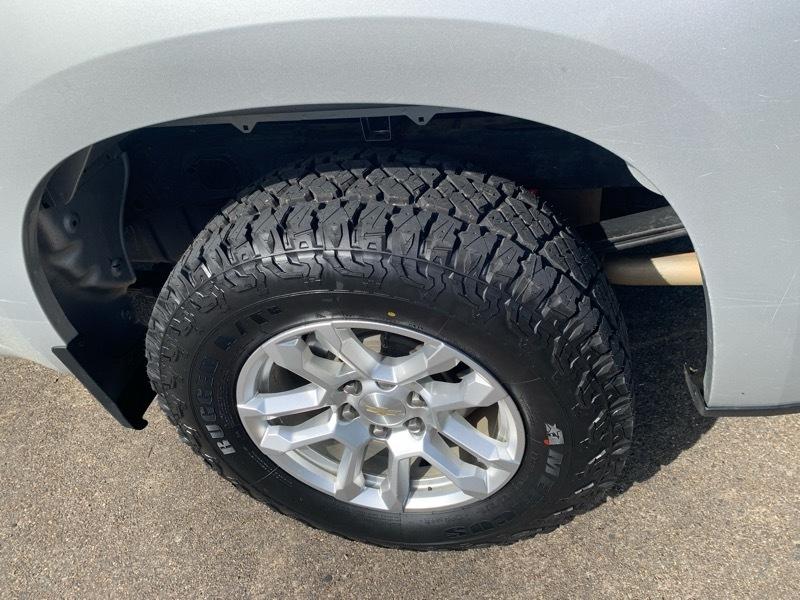 Chevrolet Silverado 1500 LT Crew Cab 4WD 2022