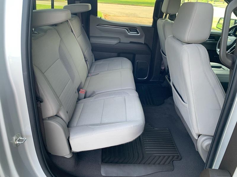 Chevrolet Silverado 1500 LT Crew Cab 4WD 2022