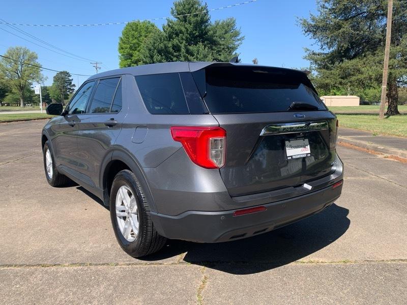 Ford Explorer Base AWD 2023