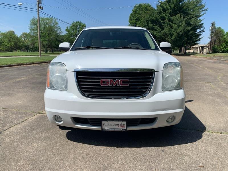 GMC Yukon XL SLE-1 1/2 Ton 2WD 2011