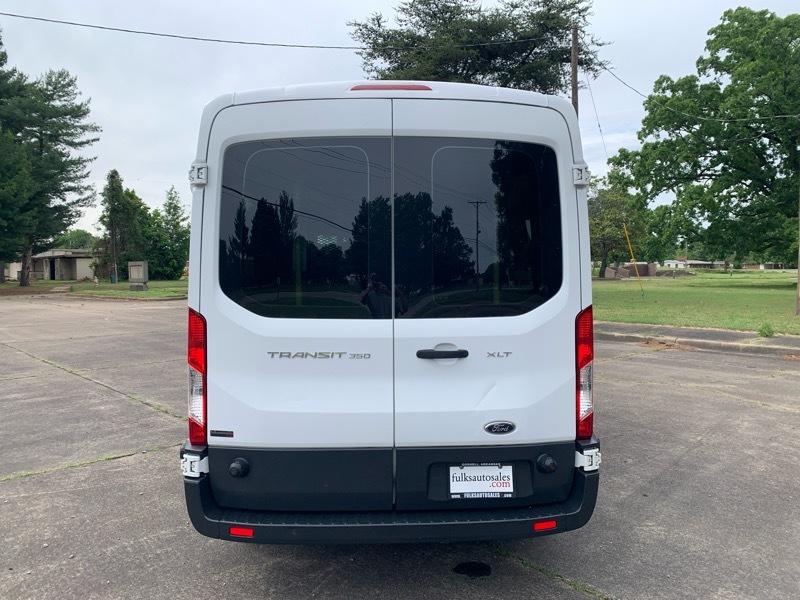 Ford Transit 350 Wagon Med. Roof XL w/Sliding Pass. 148-in. WB 2015