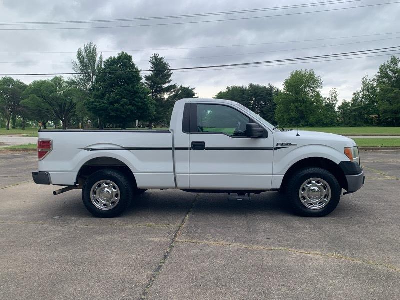 Ford F-150 2WD Reg Cab 126" XL 2013
