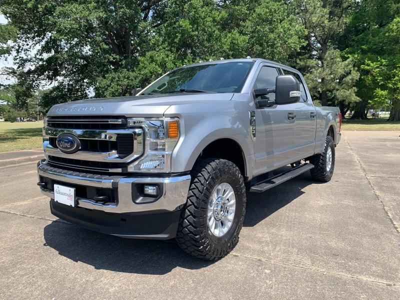 Ford F-250 SD XLT Crew Cab 4WD 2020