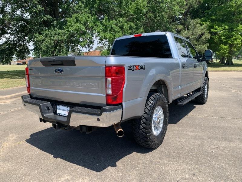 Ford F-250 SD XLT Crew Cab 4WD 2020