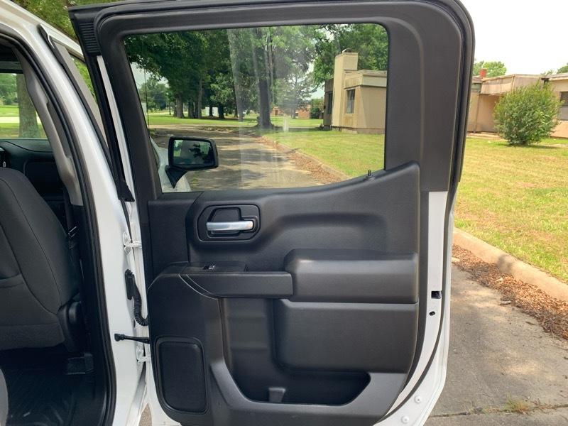 Chevrolet Silverado 1500 Custom Crew Cab 2WD 2021