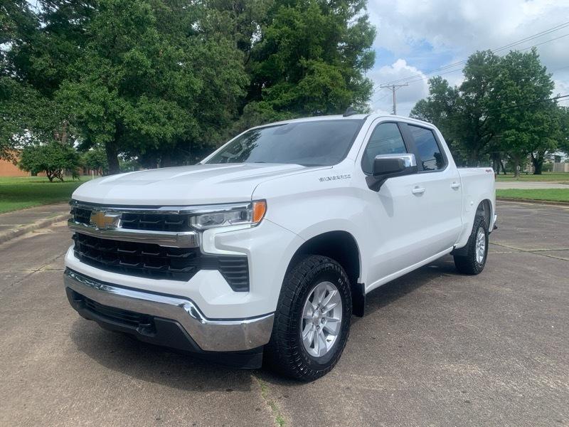 Chevrolet Silverado 1500 LT Crew Cab 4WD 2023