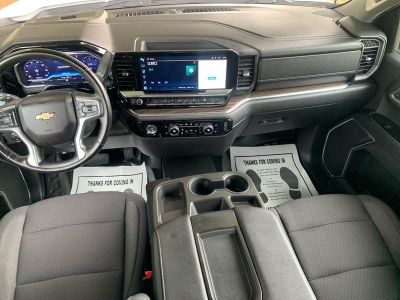 Chevrolet Silverado 1500 LT Crew Cab 4WD 2023