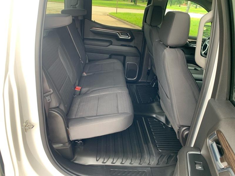 Chevrolet Silverado 1500 LT Crew Cab 4WD 2023
