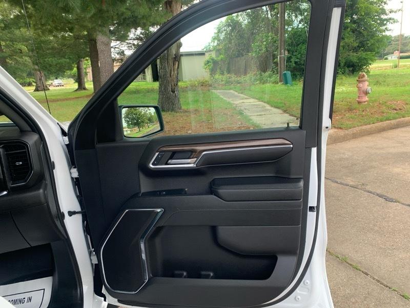 Chevrolet Silverado 1500 LT Crew Cab 4WD 2023