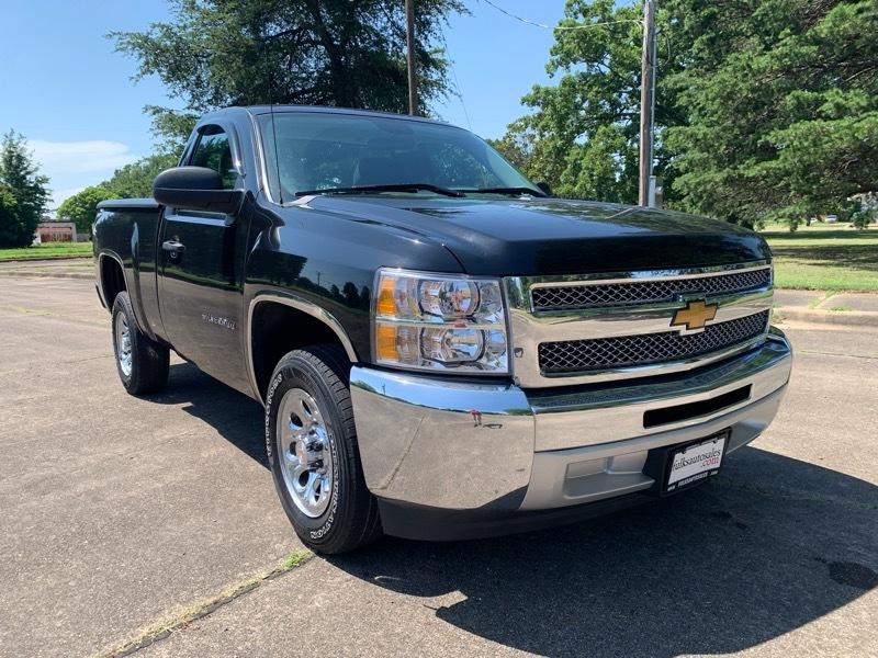 Chevrolet Silverado 1500 LS Short Bed 2WD 2013