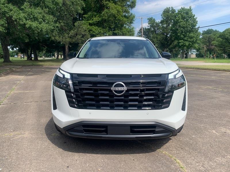 Nissan Pathfinder SV 2026