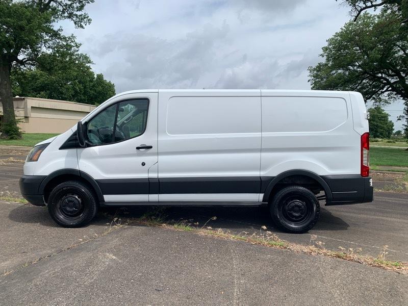 Ford Transit 250 Van Low Roof 60/40 Pass.130-in. WB 2016