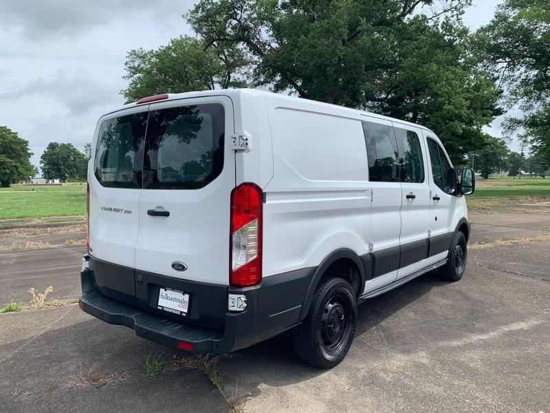 Ford Transit 250 Van Low Roof 60/40 Pass.130-in. WB 2016