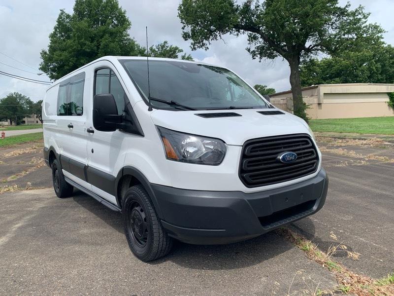 Ford Transit 250 Van Low Roof 60/40 Pass.130-in. WB 2016