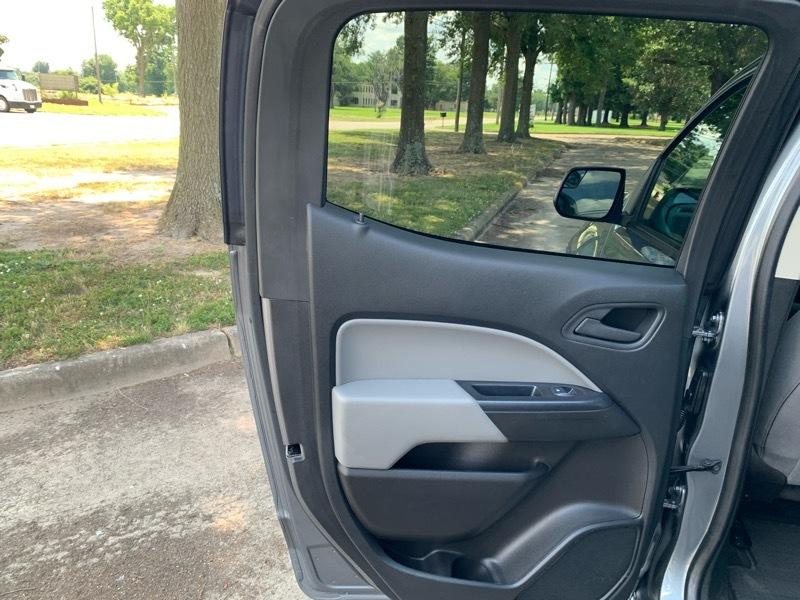 Chevrolet Colorado 4WD Crew Cab WT 2022