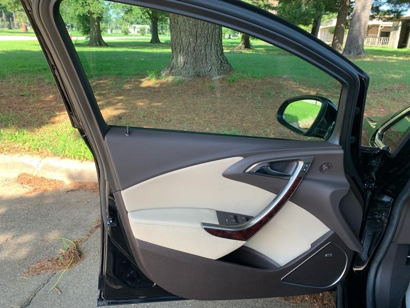 Buick Verano Leather 2012
