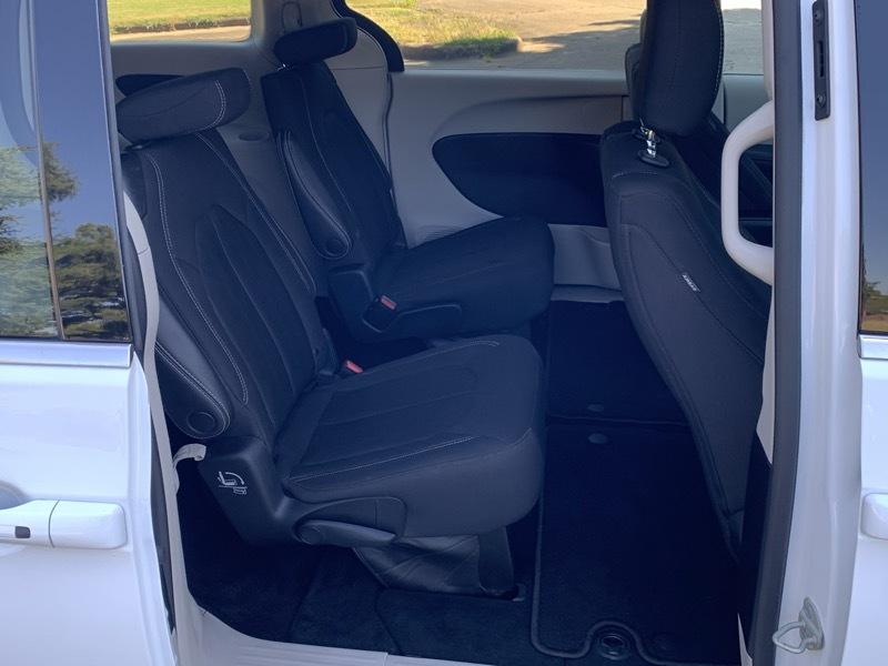 Chrysler Voyager LX 2023