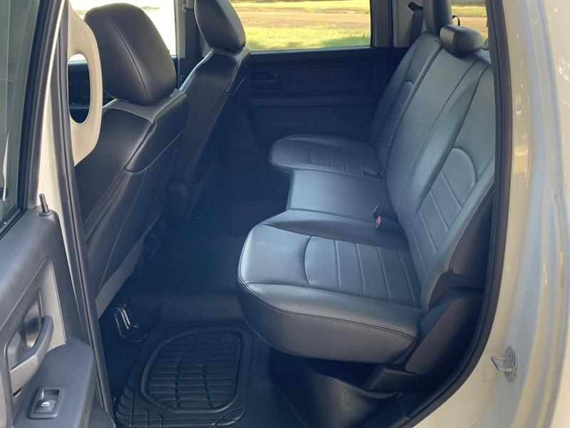 RAM 1500 Classic Tradesman Crew Cab SWB 4WD 2021