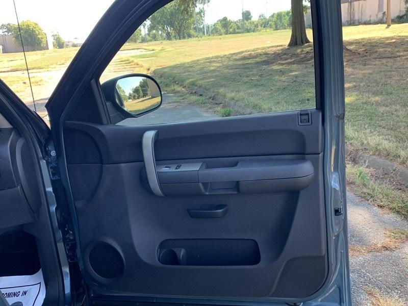 GMC Sierra 1500 SLE 2WD 2009