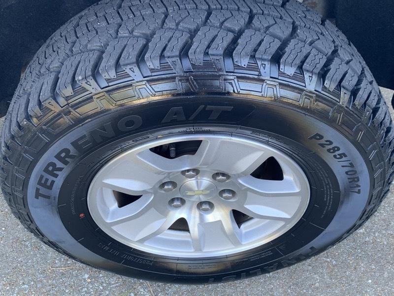 Chevrolet Silverado 1500 1LT Crew Cab 4WD 2017