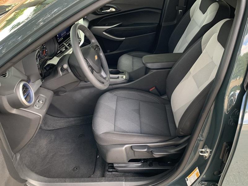 Chevrolet Trax LS 2026
