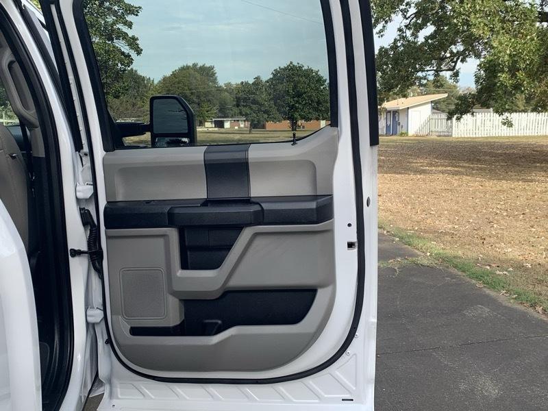 Ford F-250 SD XL Crew Cab 4WD 2021