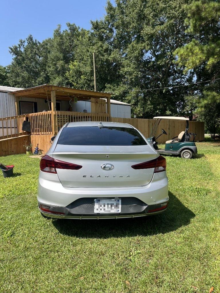 Hyundai Elantra  2019