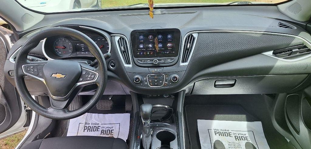 Chevrolet Malibu  2023