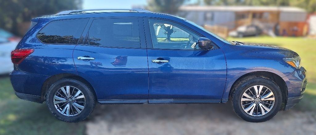 Nissan Pathfinder  2018