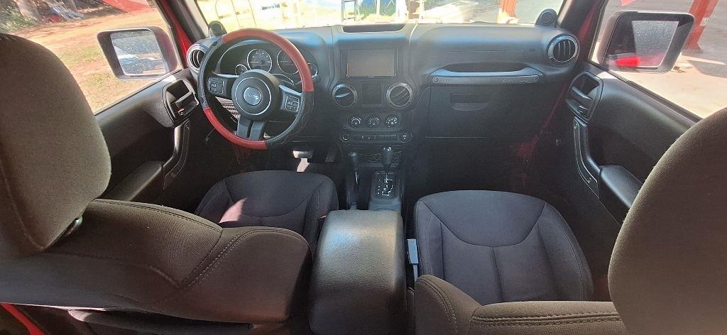 Jeep Wrangler  2014