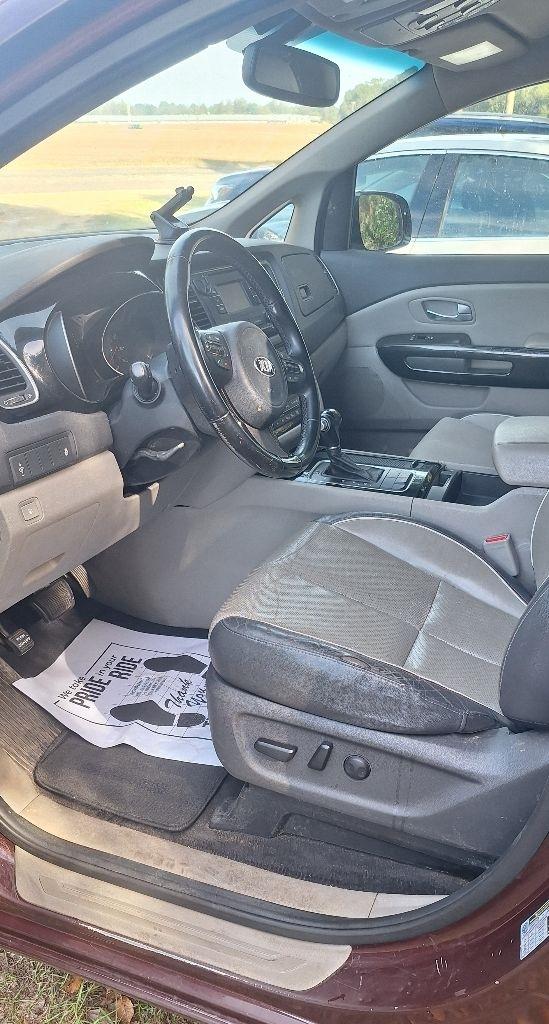 Kia Sedona  2015