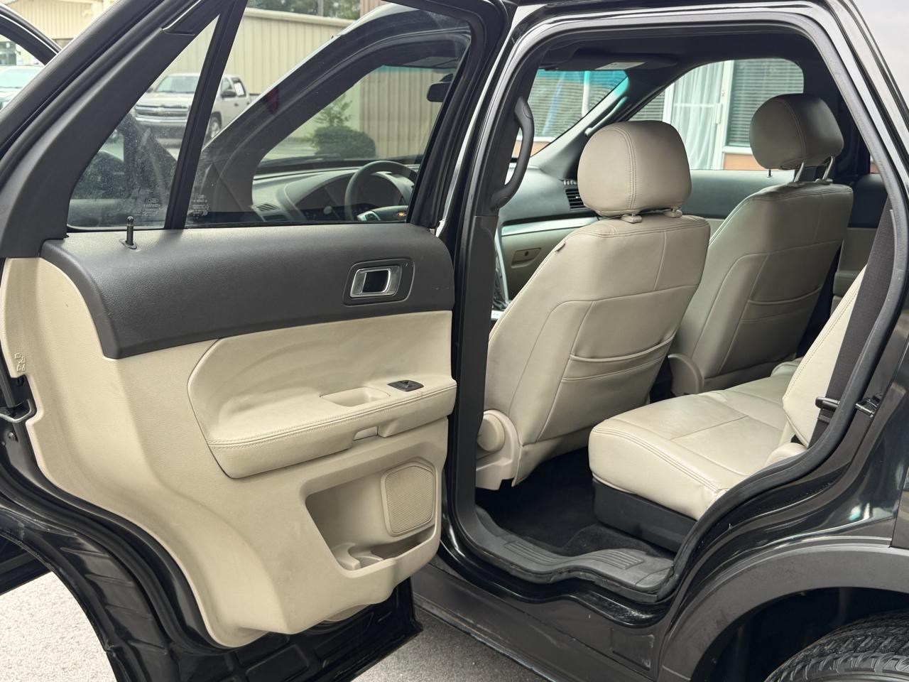 2013 Ford Explorer Base - Photo 21