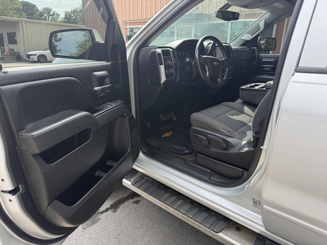 2018 Chevrolet Silverado 1500 LT - Photo 13