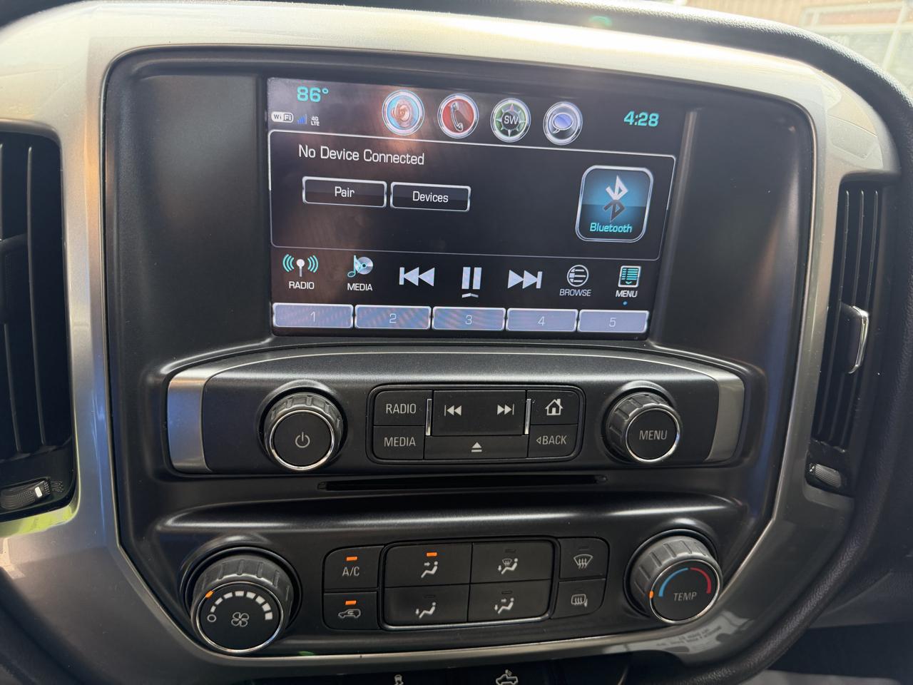 2018 Chevrolet Silverado 1500 LT - Photo 19