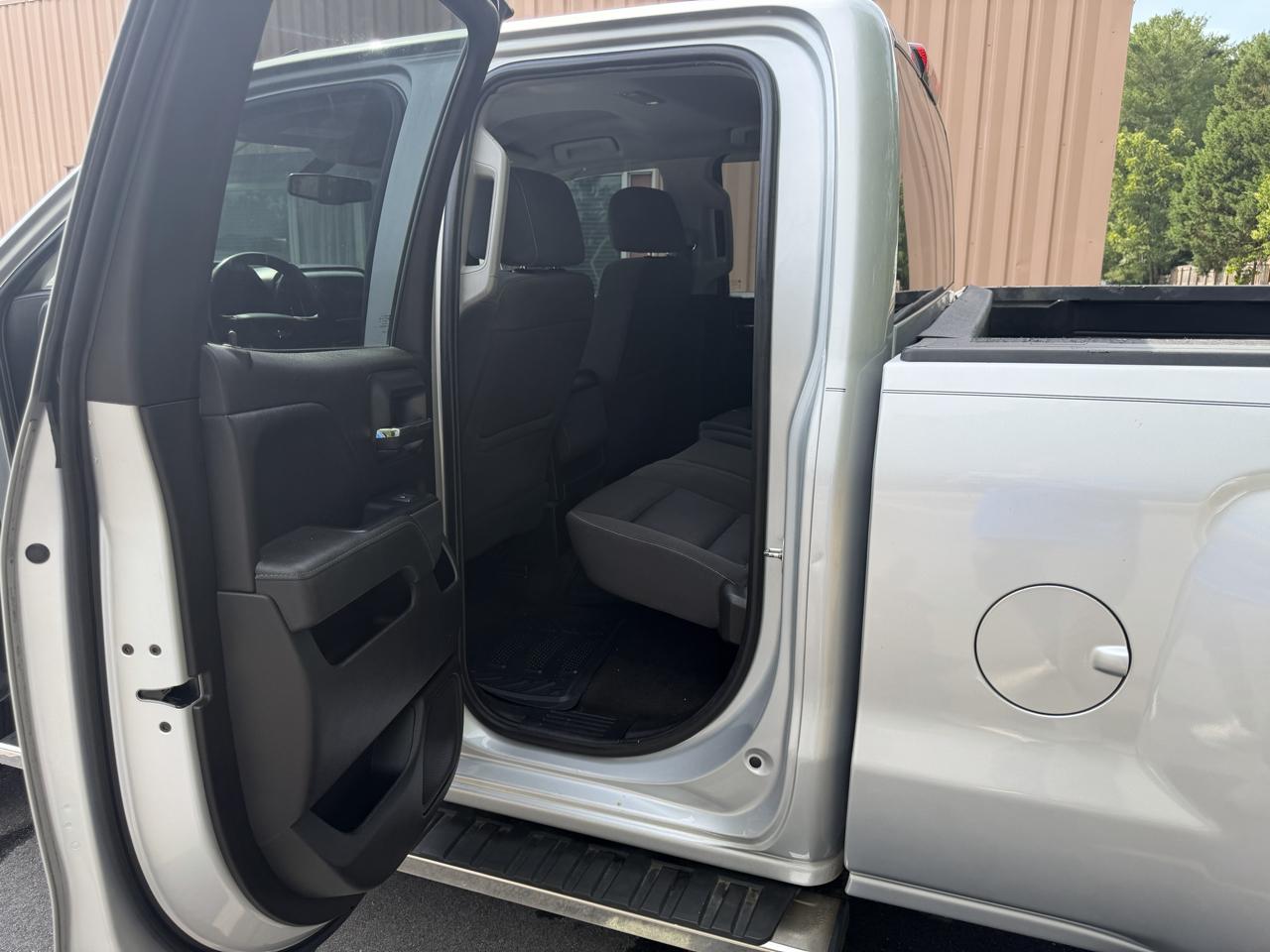2018 Chevrolet Silverado 1500 LT - Photo 27
