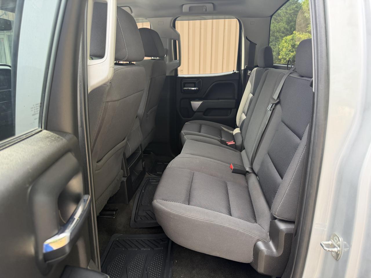 2018 Chevrolet Silverado 1500 LT - Photo 28