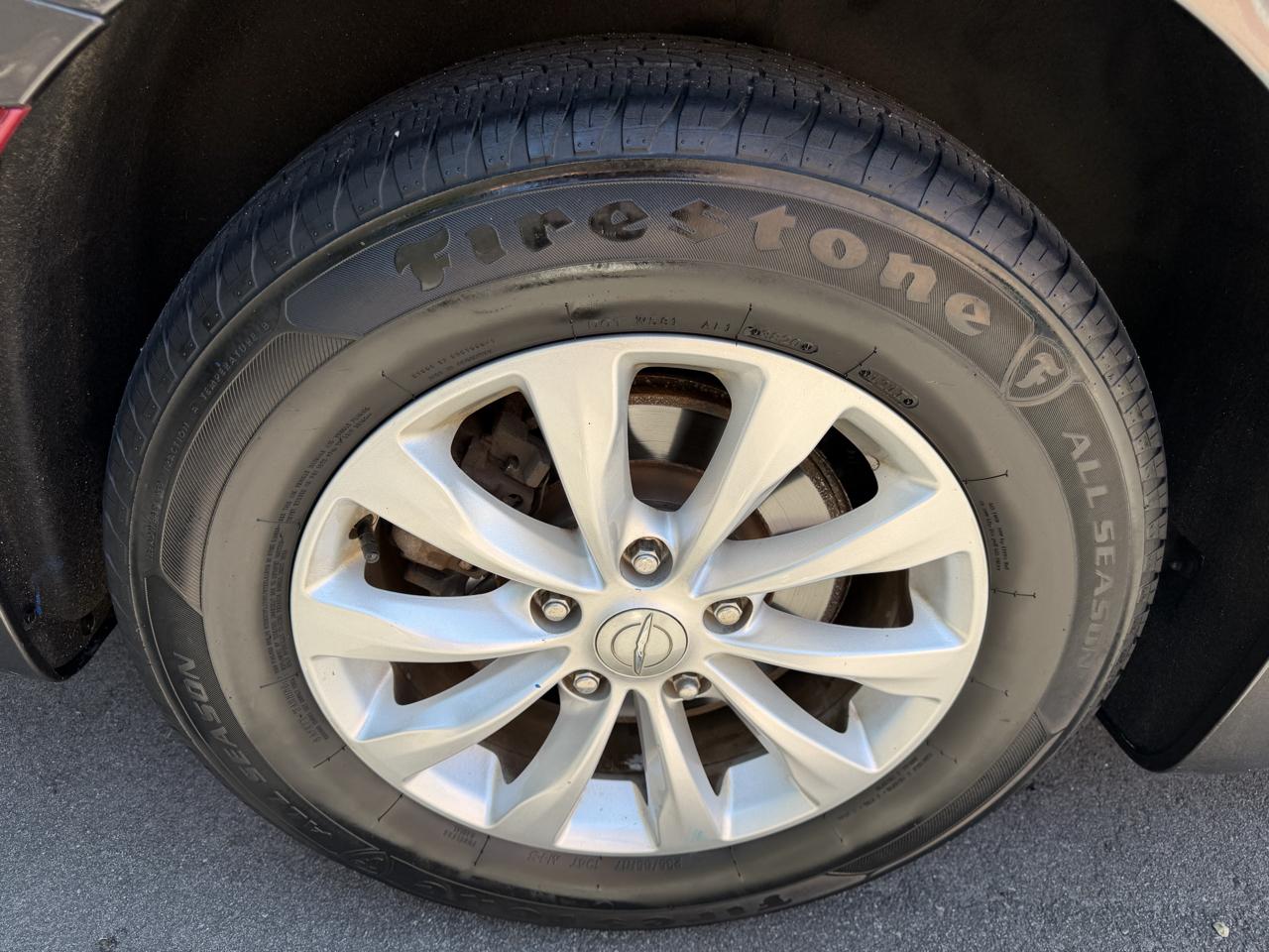 Chrysler Pacifica Touring-L 2017