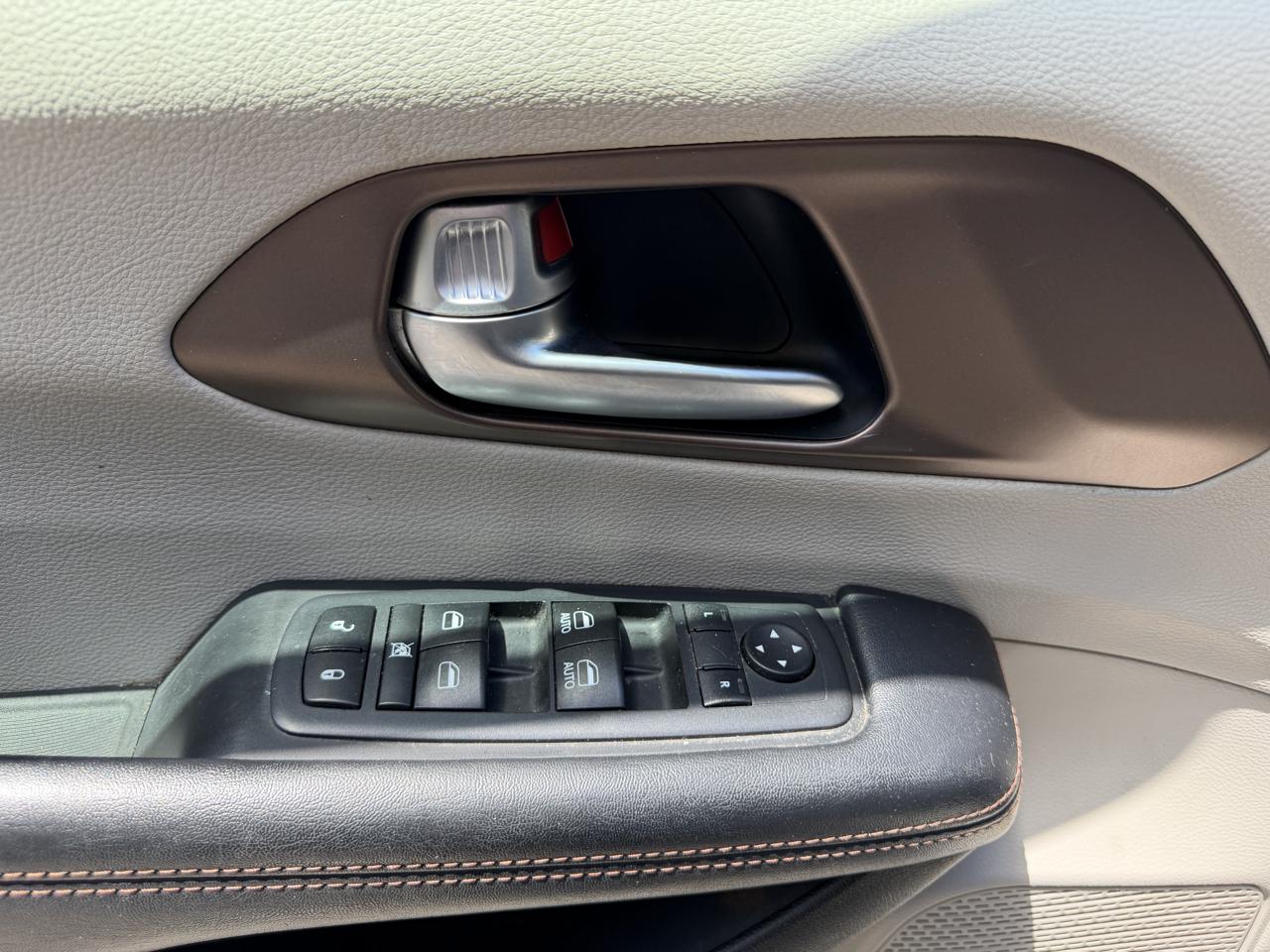 Chrysler Pacifica Touring-L 2017