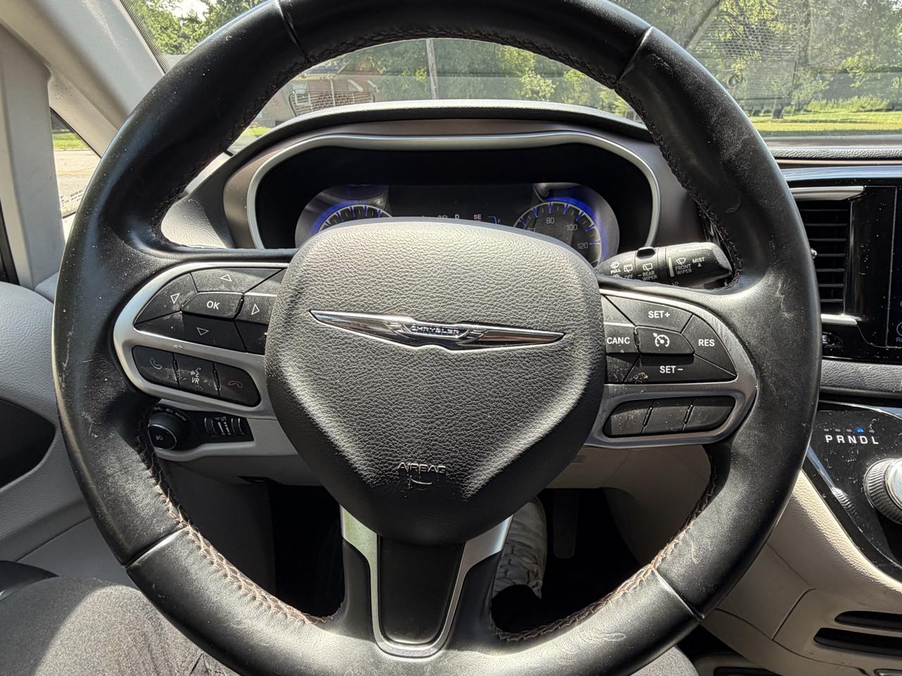 Chrysler Pacifica Touring-L 2017