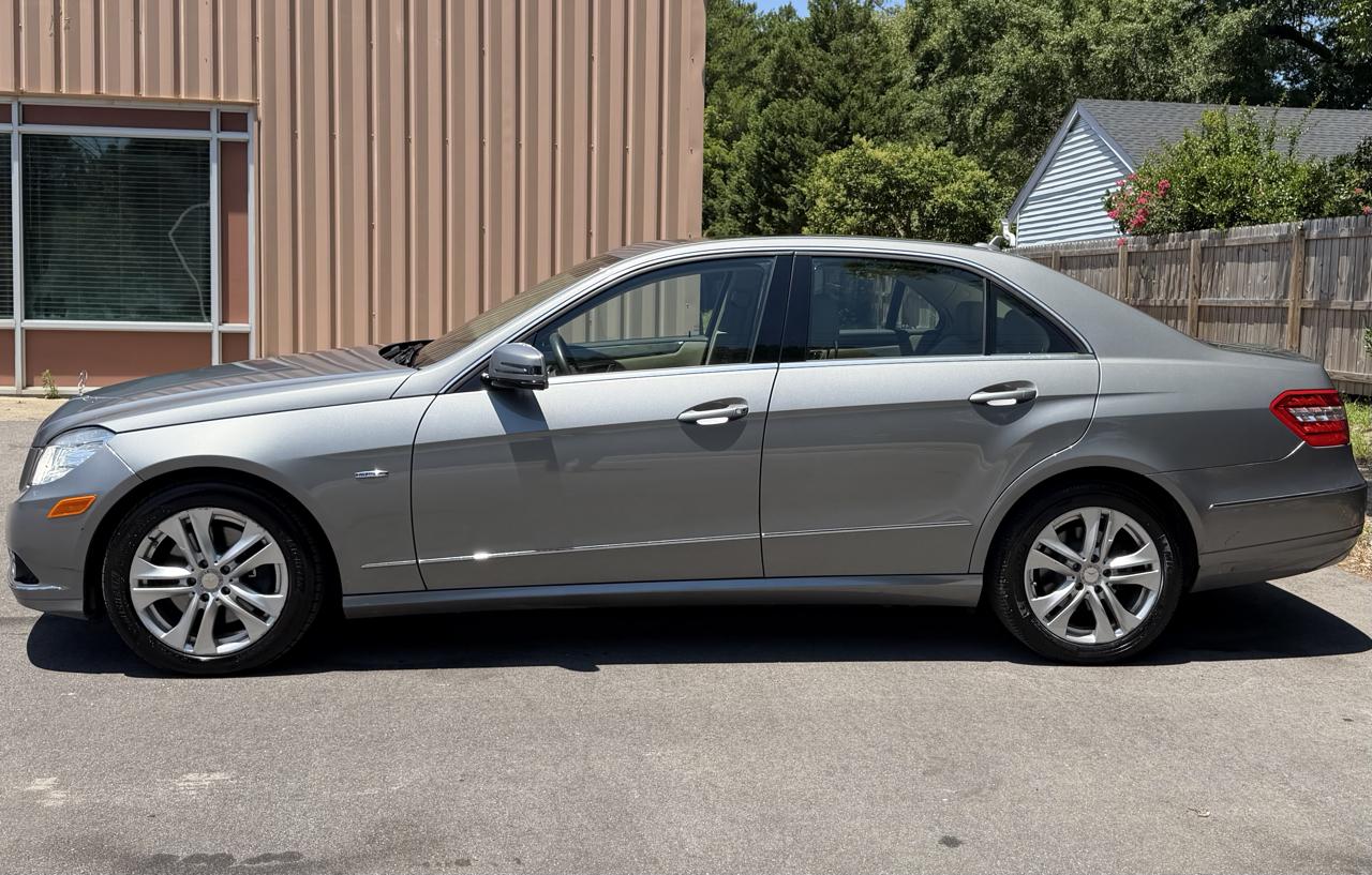Mercedes-Benz E-Class E350 BlueTEC Sedan 2011